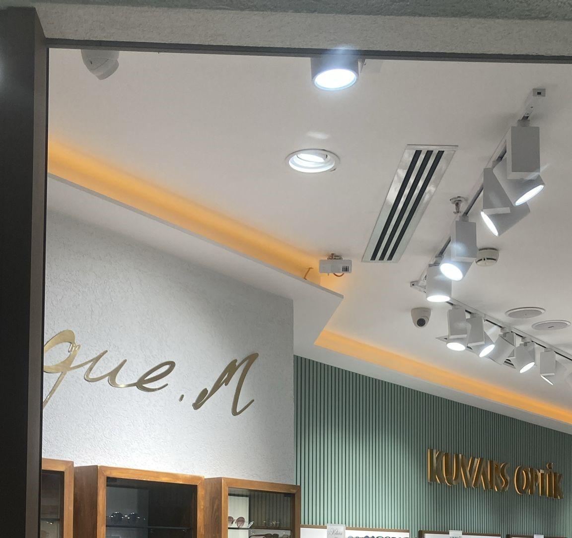 Sayiyo kişi sayım cihazı mağaza kurulumu 8